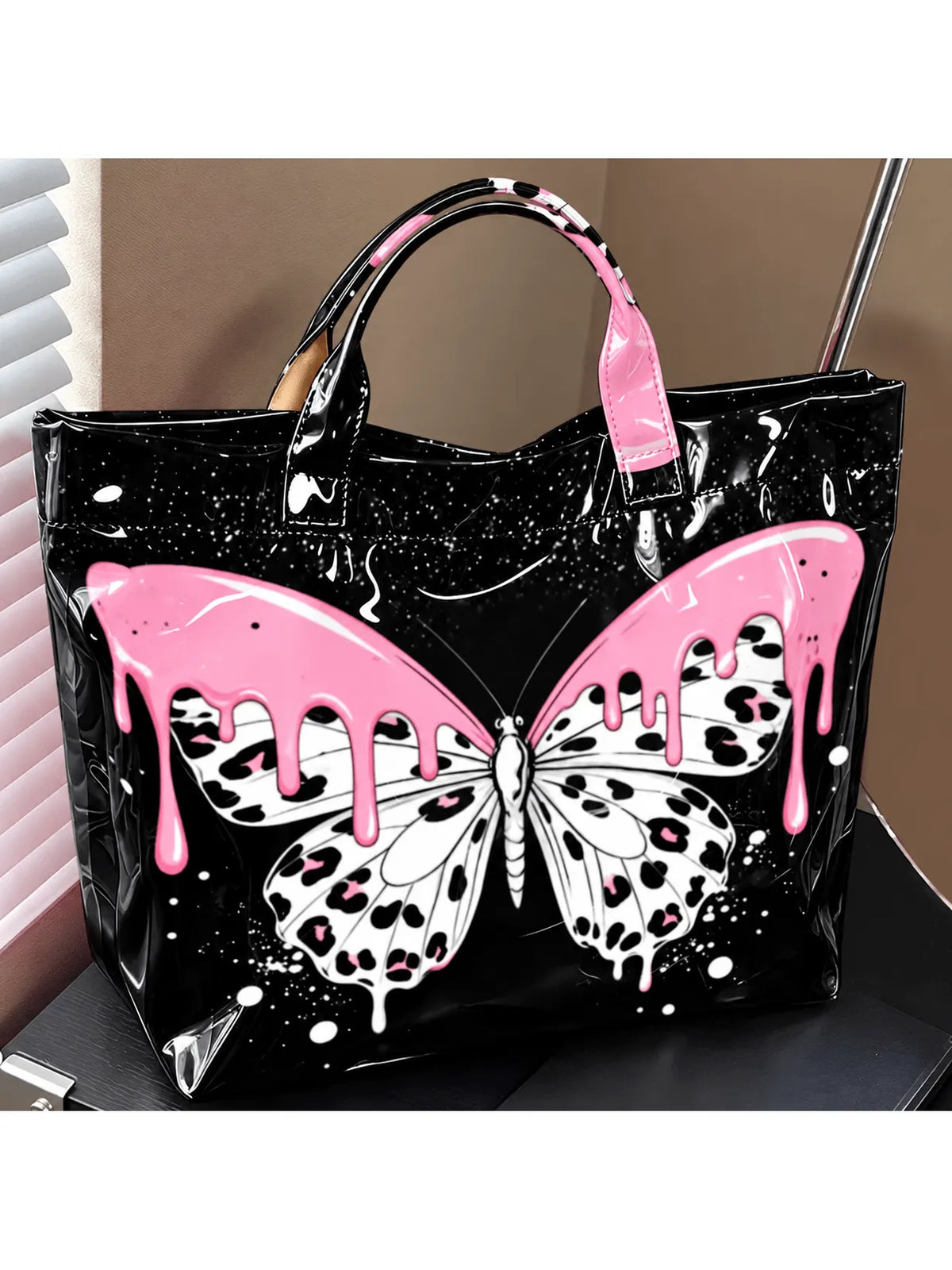 Trendsetter Tote