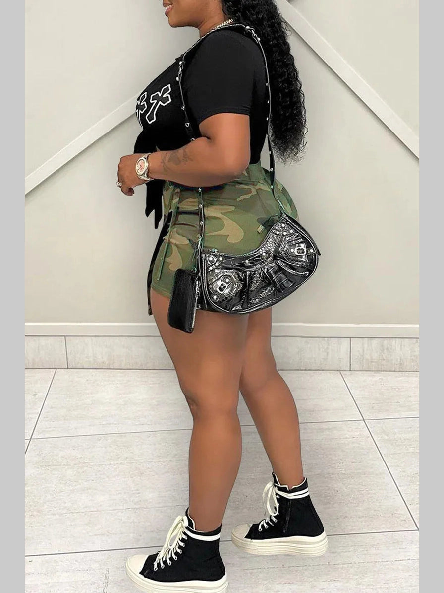 Women's army green Camo Command Skort with trendy camouflage print and zipper closure