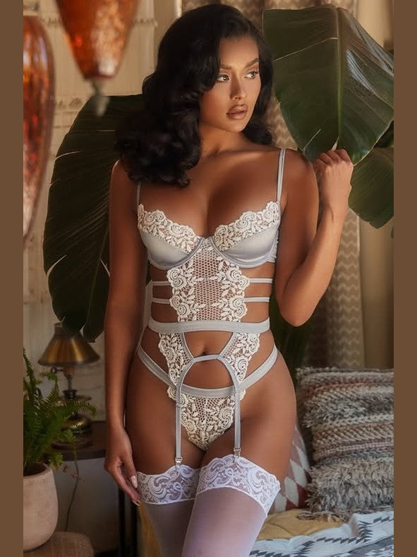 Royal Temptation Lingerie Set