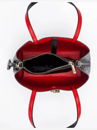 Chic Essentials Bucket Bag